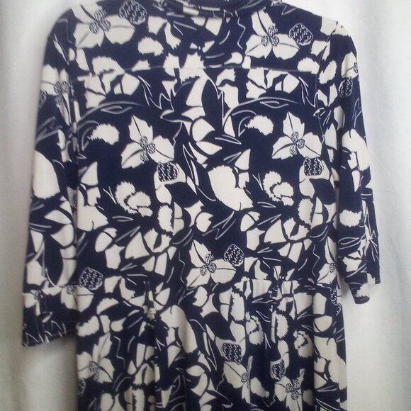 Old Navy Dress L Women Short Sleeve Soft Stretch Floral Blue White - Picture 3 of 16
